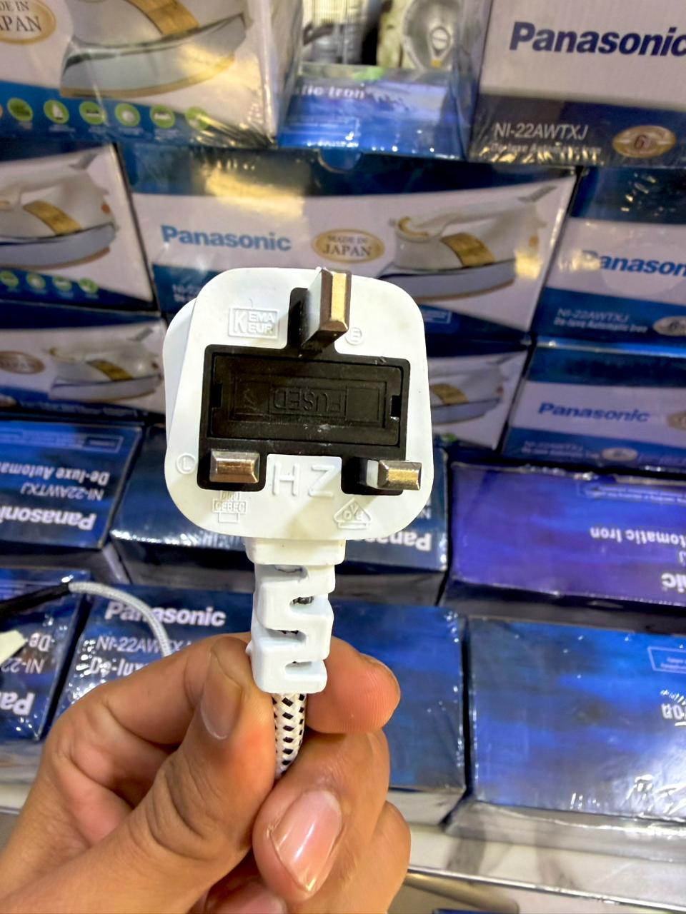 Panasonic Japan Heavy Iron – 6lb Weight, 1000W Power